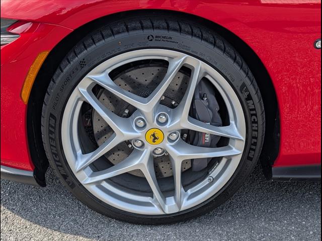 2024 Ferrari Roma Spider Base