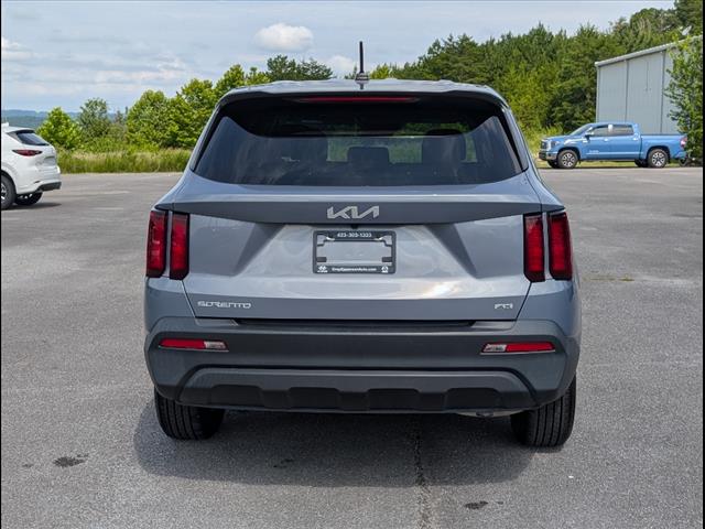 2023 Kia Sorento LX