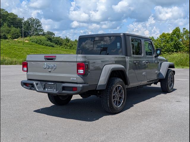 2023 Jeep Gladiator Overland