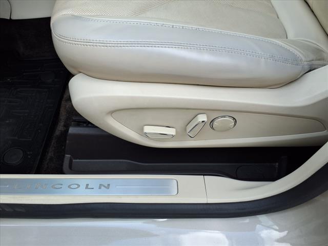 2015 Lincoln MKC Base