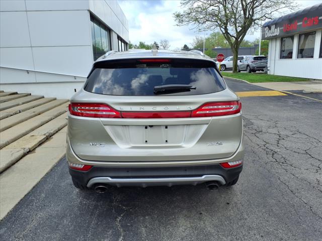 2015 Lincoln MKC Base