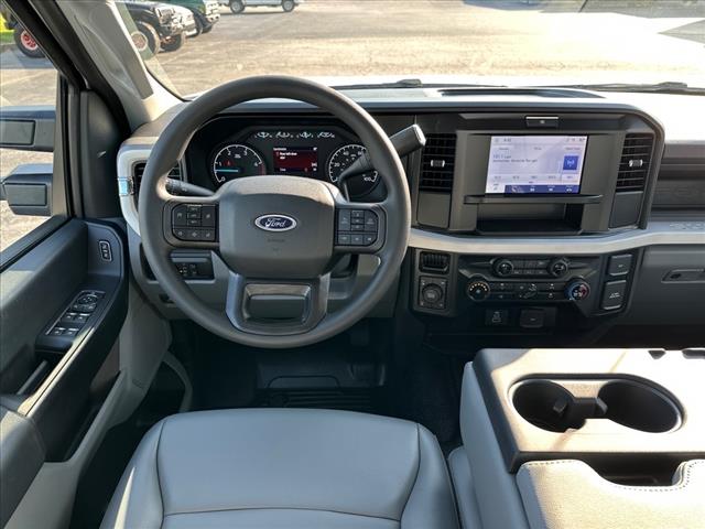 2025 Ford F-250 Super Duty XL