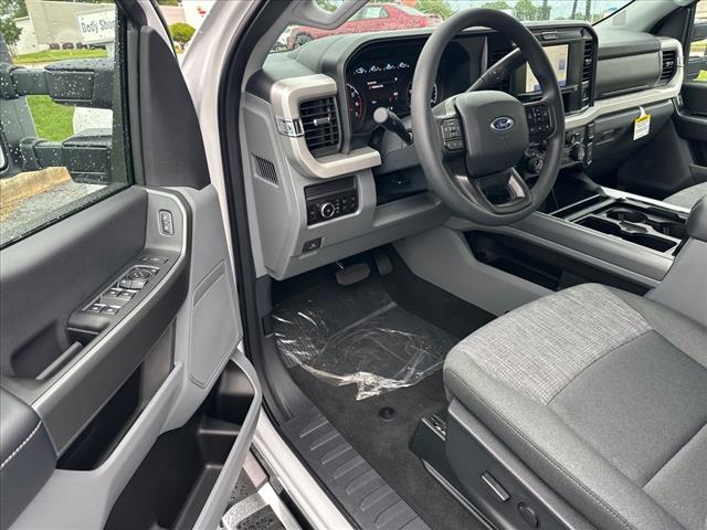 2025 Ford F-350 Super Duty XLT