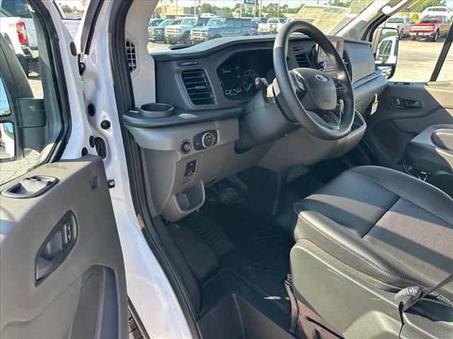 2025 Ford Transit 250