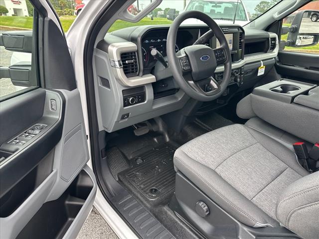 2025 Ford F-350 Super Duty XL