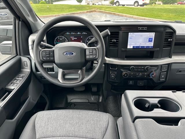 2025 Ford F-350 Super Duty XL