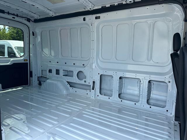 2025 Ford Transit 250