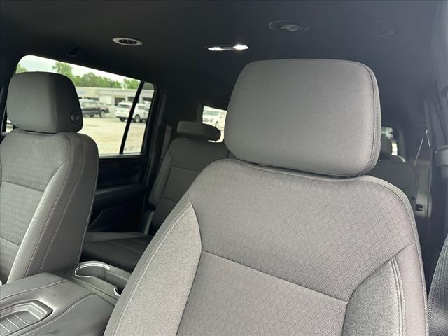 2023 Chevrolet Suburban LS