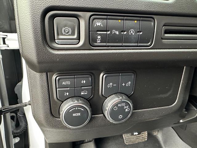 2023 Chevrolet Suburban LS
