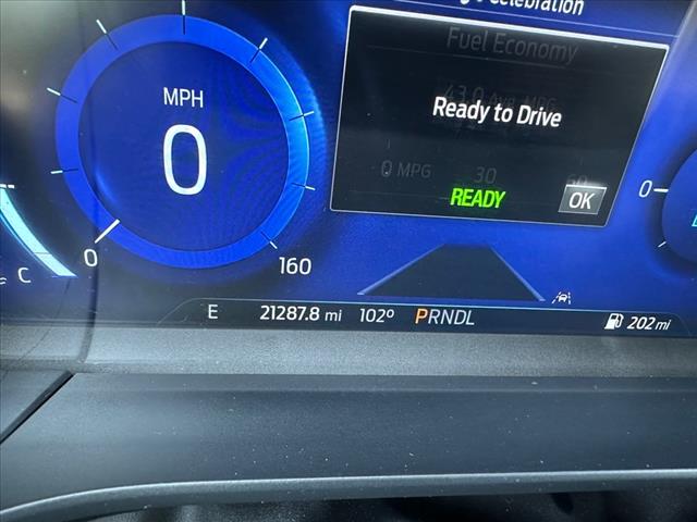 2022 Ford Escape Hybrid Titanium