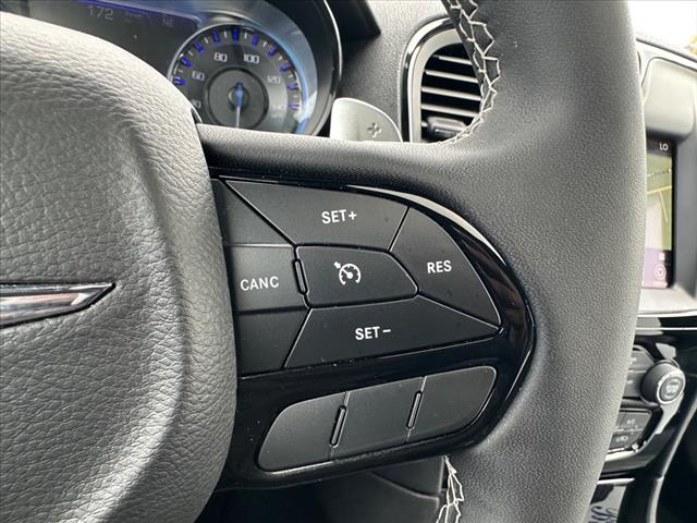 2023 Chrysler 300 S V6