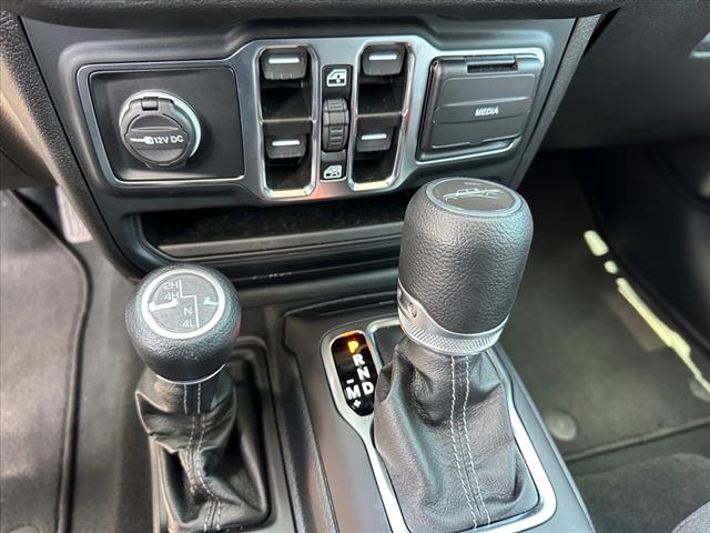 2024 Jeep Gladiator Sport S