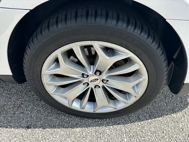 2019 Ford Taurus Limited