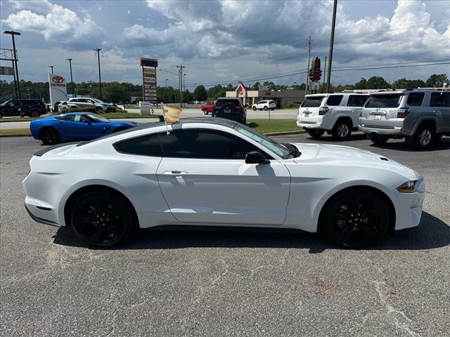 2022 Ford Mustang EcoBoost