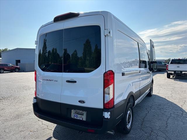 2025 Ford Transit 250