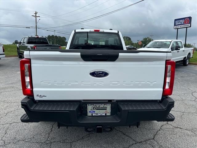 2025 Ford F-350 Super Duty XL
