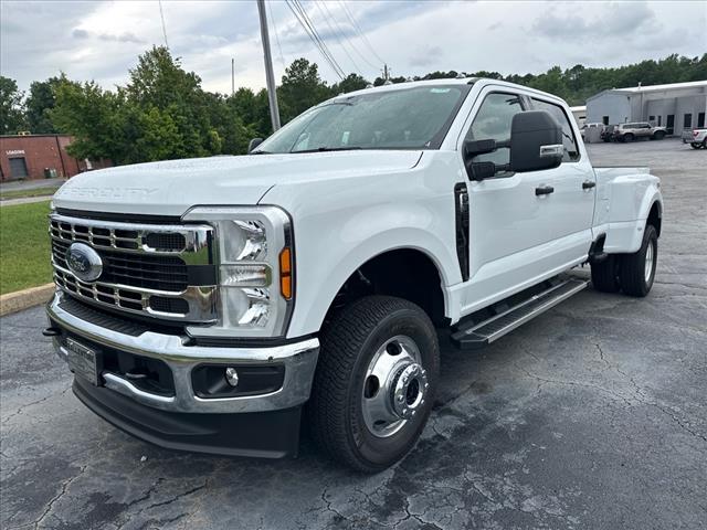 2025 Ford F-350 Super Duty XLT