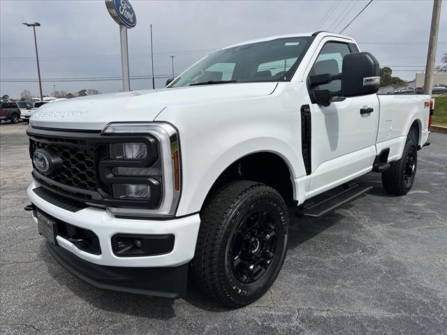 2025 Ford F-350 Super Duty XL
