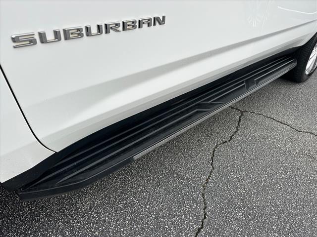 2023 Chevrolet Suburban LS