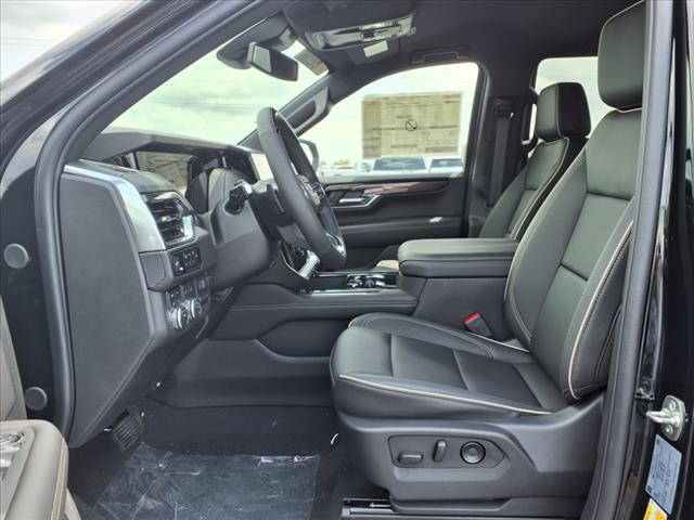2025 GMC Yukon Elevation