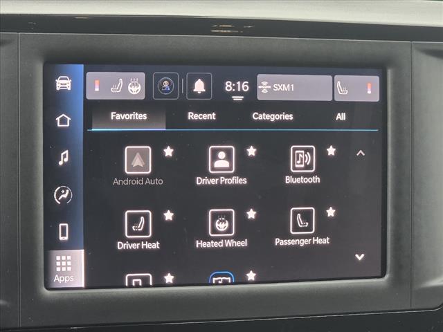2023 Chrysler Voyager LX