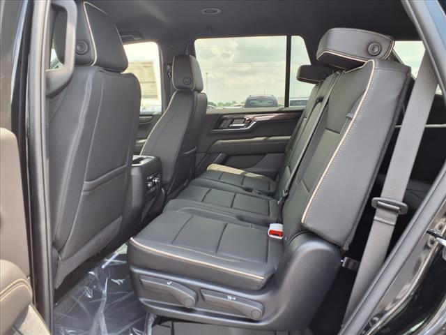 2025 GMC Yukon Elevation