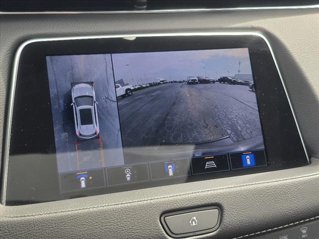 2022 Cadillac XT4 Premium Luxury