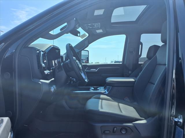 2025 GMC Sierra 2500HD SLT