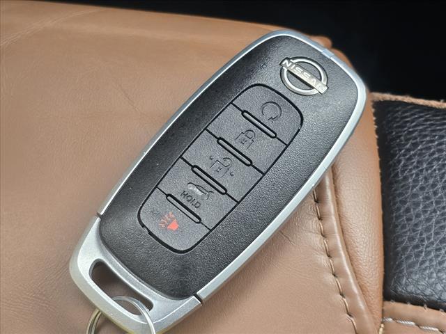 2024 Nissan Pathfinder Platinum