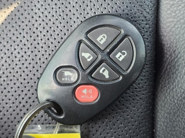 2019 Toyota Sienna SE 8-Passenger