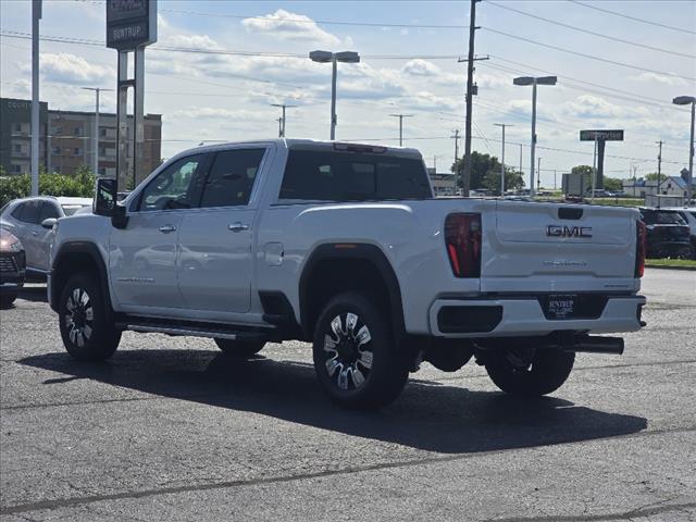 2025 GMC Sierra 2500HD Denali