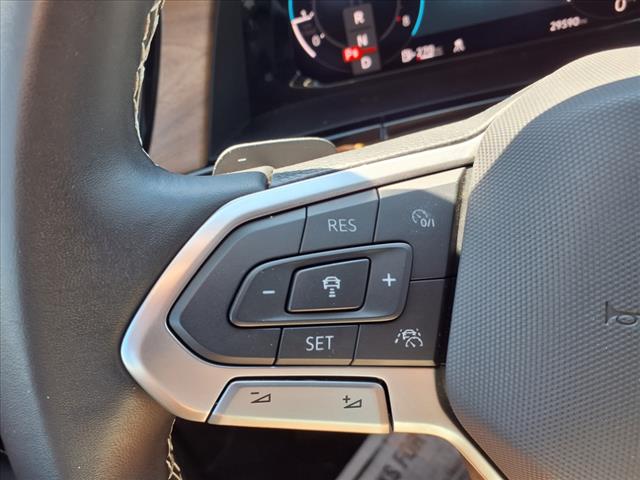 2024 Volkswagen Atlas 2.0T SE w/ Technology