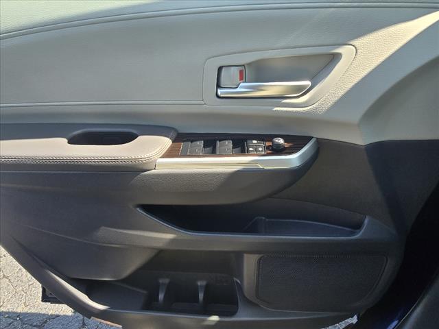 2023 Toyota Sienna XLE 8-Passenger
