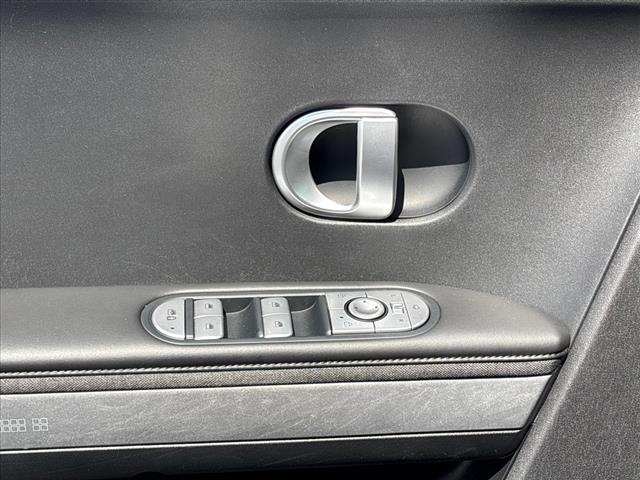 2022 Hyundai IONIQ 5 SEL
