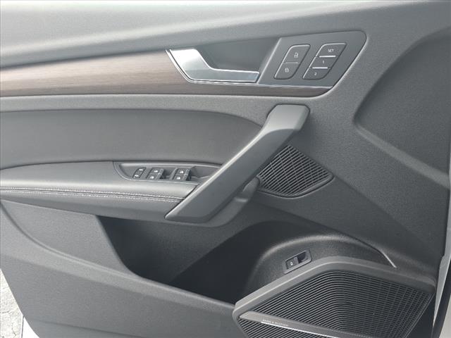 2024 Audi Q5 45 S line quattro Premium