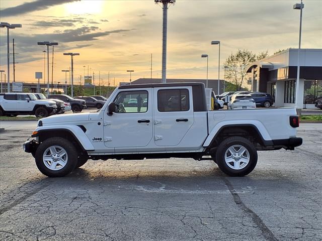 2023 Jeep Gladiator Sport