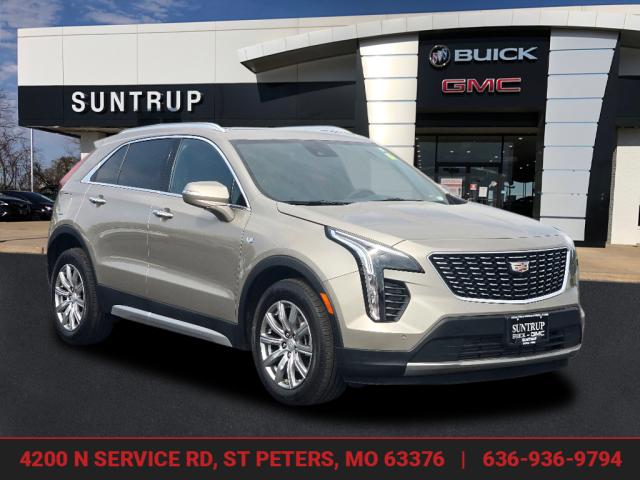 2022 Cadillac XT4 Premium Luxury