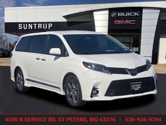 2019 Toyota Sienna SE 8-Passenger