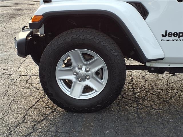 2023 Jeep Gladiator Sport