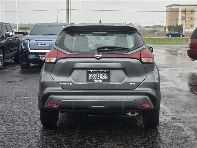 2024 Nissan Kicks SR