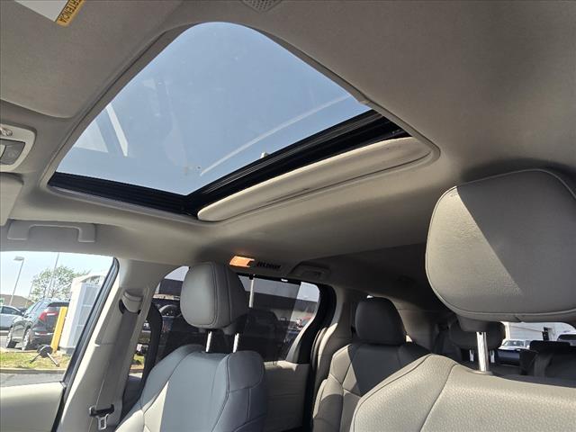 2023 Toyota Sienna XLE 8-Passenger