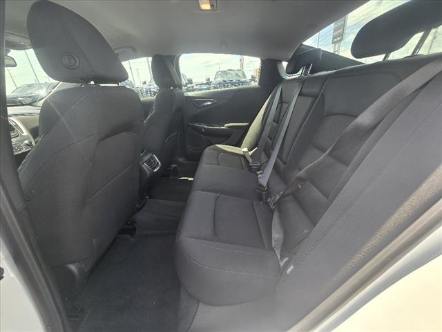 2023 Chevrolet Malibu LT w/1LT