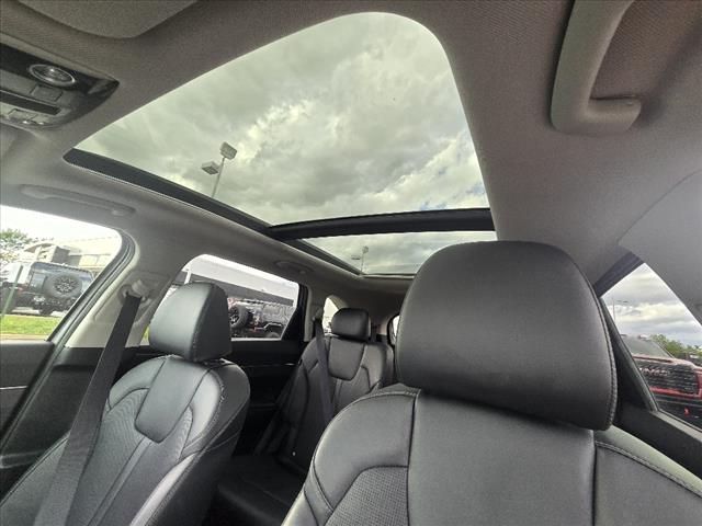 2025 Kia Sorento X-Line EX