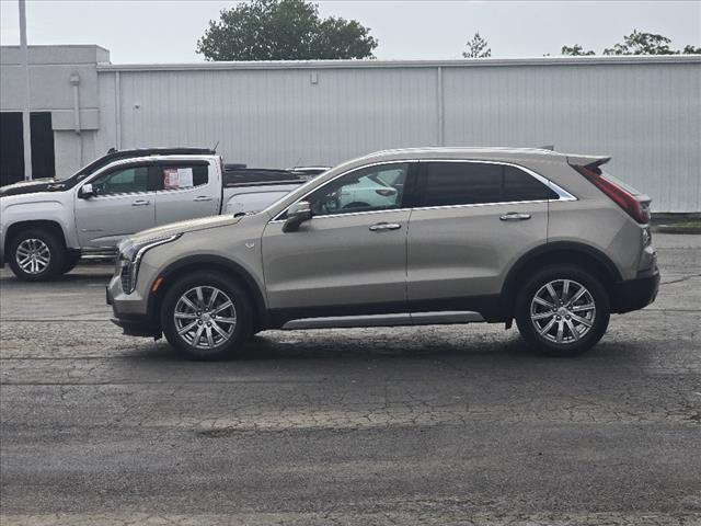2022 Cadillac XT4 Premium Luxury