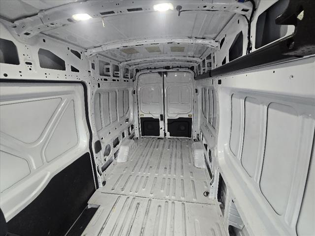 2023 Ford Transit 148 WB High Roof Cargo
