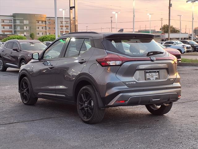 2024 Nissan Kicks SR