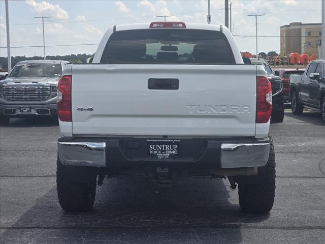 2017 Toyota Tundra SR5