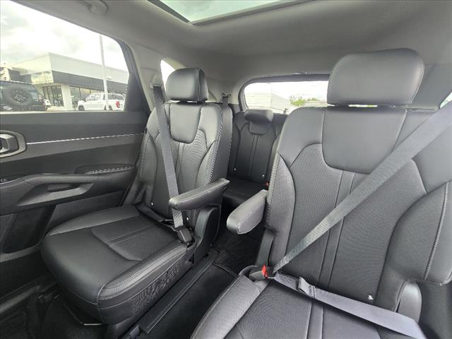 2025 Kia Sorento X-Line EX