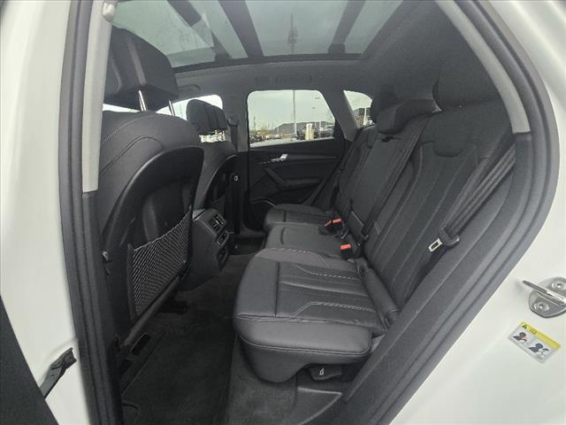2024 Audi Q5 45 S line quattro Premium