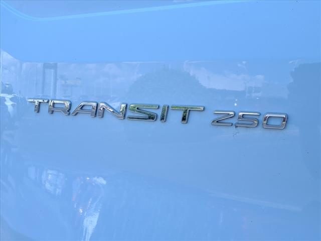 2024 Ford Transit 148 WB Medium Roof Cargo